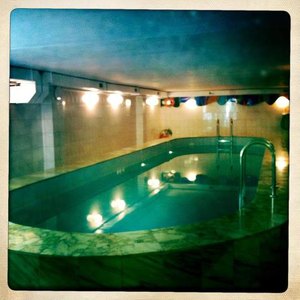 La piscine du th&eacute;&acirc;tre d'Irkoutsk &copy; photo Collectif ZOU