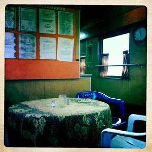 Le restaurant dans le train menant &agrave; Irkoutsk &copy; photo Collectif ZOU